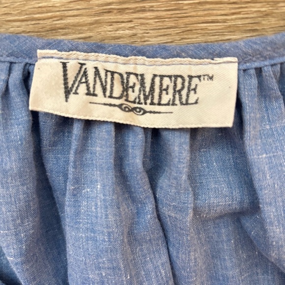 Vandemere Vintage House Dress with Appliqué and Embroidered Flowers - Picture 8 of 9